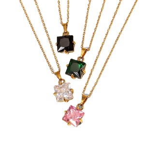 Nouvelle mode 18K plaqué or acier inoxydable carré cubique Zircon pendentif collier pour femmes étanche bijoux en gros 2023 - Product Image 3