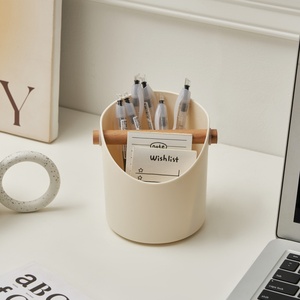 Monr <span class=keywords><strong>2025</strong></span> New Arrival Nhựa Nhỏ Lưu Trữ Xô Gỗ Tự Nhiên Xử Lý Tiêm Bộ Đồ Ăn Lưu Trữ Bút <span class=keywords><strong>Container</strong></span> Cho Mỹ Phẩm - Product Image 4