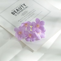 5 Bunga Hydrangea Plastik Buatan Kecil Aksesoris Dekorasi DIY Dekorasi Rumah Bunga Palsu Jepit Rambut Kotak Bunga Segar