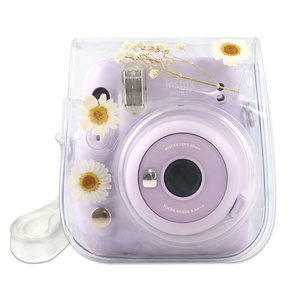 Coque rigide en cristal pour appareil photo instantané pour <span class=keywords><strong>Fujifilm</strong></span> <span class=keywords><strong>Instax</strong></span> <span class=keywords><strong>Mini</strong></span> 12/<span class=keywords><strong>11</strong></span>/8/9 Étui de protection transparent - Product Image 1