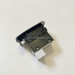 93580-25015 Elektrikli Yolcu Cam Anahtarı Tek Kaldırıcı Kontrol Anahtarı 9358025015 <span class=keywords><strong>Hyundai</strong></span> Accent 2000-2006 Elantra için - Product Image 2
