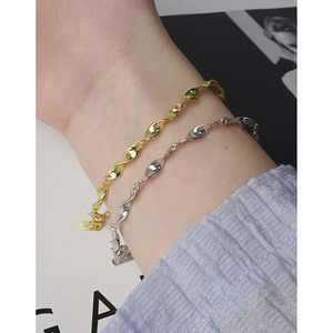 Ánh Sáng Sang Trọng <span class=keywords><strong>Mobius</strong></span> Mịn Quyến Rũ Vòng Đeo Tay Cao Cấp Hình Học Xoắn Đồ Trang Sức Tốt Bangles Phụ Nữ Của S925 Sterling Bạc Vòng Đeo Tay - Product Image 2