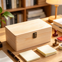 Boîte de rangement en bois de pin non fini avec couvercle à charnière et loquet métallique pour la conservation des souvenirs et l'emballage de cadeaux