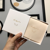 Luxe Beige Blanc Carton Papier Cadeau Bracelet Collier Boîtes À Bijoux Emballage Logo Personnalisé