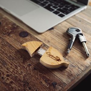 Clé USB en bois Konoha, clé USB rotative en bambou, gravure laser du logo, pour conférence, mariage, cadeau, artisanat en bois - Product Image 2