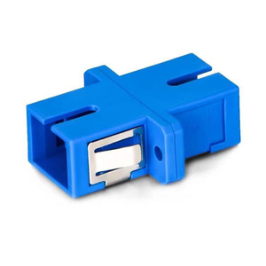 Adaptador de Fibra Óptica Monomodo Simplex SC UPC, Carcasa de Plástico, Estructura de Brida, Alto Rendimiento, Fácil Integración - Product Image 4