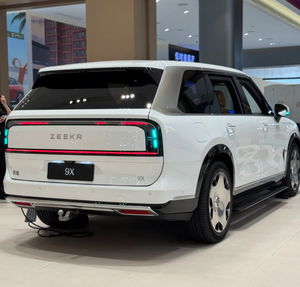 Zeekr 9X Versión Hyper 70kWh, Auto Eléctrico Híbrido Enchufable, 4WD, L2 ADAS, 5 LiDARs, Cabina Inteligente, 3.1s 0-100km/h, Carga Rápida de 900V - Product Image 4