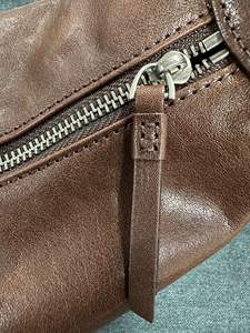 Sacs à bandoulière pour femmes en cuir véritable vintage de haute qualité, grande capacité, vente en gros personnalisée, nouvelle collection 2025 - Product Image 4