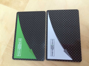 Carte de membre VIP d'entreprise en fibre de carbone, nouveau matériau compétitif, norme ISO CR80, épaisseur 0,5 mm, surface brillante, couleur personnalisée - Product Image 3