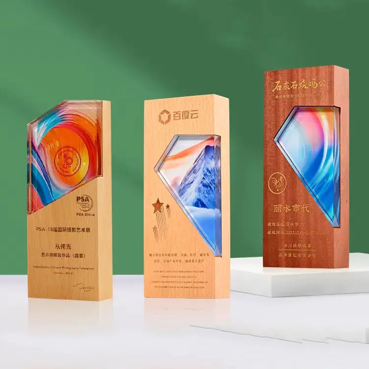 Troféu De Cristal De Madeira Sólida Criativa Gravura Personalizada Empresa Criativa Excelente Empregado Campeão Prêmio