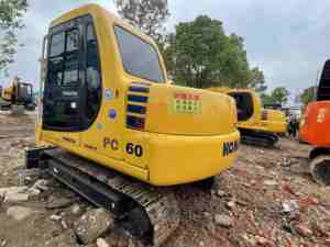 Excavadora Hidráulica Pequeña KOMATSU PC60 de 6 Toneladas para Ingeniería Agrícola, Excavadora Usada Komatsu Pc60 7 - Product Image 4