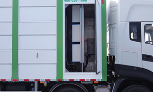 Hoge Kwaliteit Hot Verkoop Agrarische Pluimveehouderij Stock Silo Voertuig Vee Transport Truck - Product Image 5