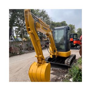 Mini-excavatrice Komatsu PC35MR 3,5 tonnes, excavatrice sur chenilles d'origine japonaise d'occasion avec peu d'heures de travail pour les terres agricoles - Product Image 1