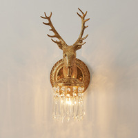 Applique Murale Luxe Cerf en Laiton, Lampe Murale Décorative pour Chambre à Coucher, Éclairage de Chevet en Forme d'Animal, Luminaire en Cuivre et Cristal