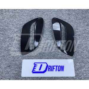 Ventilaciones laterales traseras de fibra de carbono seca para Porsche 911 992 Turbo S - Product Image 4