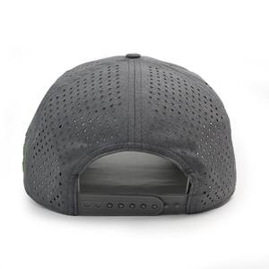 Chapeaux de camionneur brodés personnalisés 5 panneaux Golf Tour Performance coupe au laser trou maille imperméable corde chapeau de golf avec support en t - Product Image 4