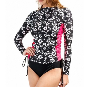 2026 Maillot de bain anti-UV sexy pour femme, col en V, manches raglan, sans manches, protection UV, séchage rapide, imprimé floral par sublimation, fabrication OEM - Product Image 2