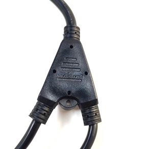 Cordon <span class=keywords><strong>d</strong></span>'extension répartiteur en Y 10A 250V, branche C14 vers double IEC C13, pour alimentation CA <span class=keywords><strong>d</strong></span>'ordinateurs, PDU, serveurs, onduleurs - Product Image 3