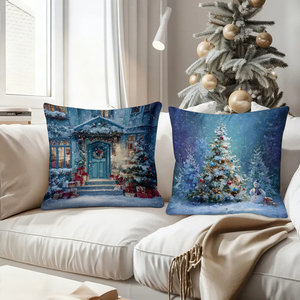 Bantal dekoratif bertema Natal yang menampilkan pemandangan bersalju dengan pohon-pohon yang dihias dan rumah-rumah yang nyaman untuk dekorasi rumah yang meriah. - Product Image 4