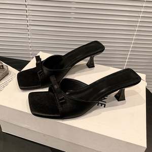 Zapatos de Novia para Mujer, Estilo Nuevo de Verano y Otoño, Punta Puntiaguda, Decoración con Correa, Impermeables, Transpirables, Diseño Sencillo - Product Image 6