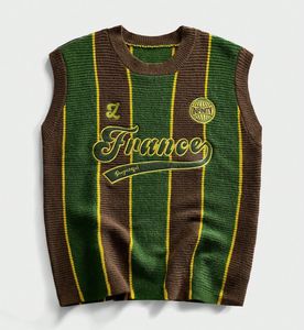 سترة رجالية بدون أكمام مخصصة بشعار، فضفاضة ومحبوكة، 100% قطن، برقبة دائرية ومطرزة - Product Image 1