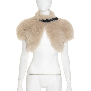 وصول جديد لربيع <span class=keywords><strong>2026</strong></span>: توب نسائي أنيق وجذاب مع سترة فرو ناعمة - Product Image 1