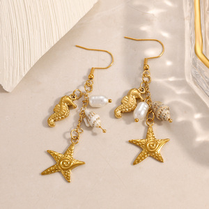 Pendientes Colgantes Chapados en Oro con Estrella de Mar y Caballito de Mar, Estilo Veraniego de Playa con Conchas Naturales, Pendientes de Acero Inoxidable Chapados en Oro de 18k - Product Image 2