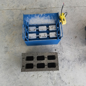Electric Hydraulic Pressure Automatic Hollow Block Making <strong>Machine</strong> with 220V/380V Voltage and 1 Year Warranty - Product Image 3