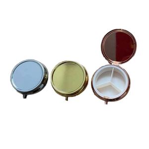 Expédition immédiate : 100 boîtes de rangement métalliques personnalisées avec logo, boîte à médicaments à 3 compartiments pour l'organisation des pilules, Jh Medibox, usage hebdomadaire - Product Image 2
