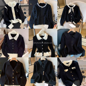 Maglioni e Cardigan da <span class=keywords><strong>Donna</strong></span> in Maglia, Stili alla Moda con Bottoni Stampati, Abbigliamento a Prezzi Convenienti all'Ingrosso - Product Image 1