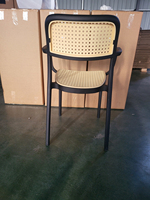 Fauteuil empilable moderne H-766A en plastique PP, bicolore, pour extérieur, avec assise respirante en imitation tressée et impression UV