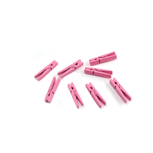 Vente en gros de mini pinces en <span class=keywords><strong>bois</strong></span> faites <span class=keywords><strong>à</strong></span> la main de J & M, pinces suspendues artisanales de couleur personnalisée, <span class=keywords><strong>petite</strong></span> <span class=keywords><strong>pince</strong></span> <span class=keywords><strong>à</strong></span> <span class=keywords><strong>linge</strong></span> en <span class=keywords><strong>bois</strong></span> pour la maison - Product Image 2