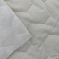 Tissu matelassé antistatique en polyester ripstop 100 % de 2 pouces de large MQ Sports Concept pour survêtement matelassé pour filles