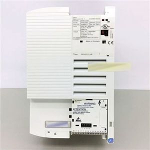ไดรฟ์ปรับความถี่ E82EV113_4B ไดรฟ์ปรับความถี่ E82EV113K4B จัดส่งเร็ว E82EV552_4C240 E82EV551_4C200 E82EV551_4C E82EV402_4C - Product Image 1