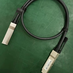 Câble de données en <span class=keywords><strong>fibre</strong></span> optique YXF 40G QSFP+ 4x10G SFP+ <span class=keywords><strong>compatible</strong></span> AWG 30, cuivre passif à connexion directe, pour centre de données, 1M/2M/3M, garantie 1 an - Product Image 6