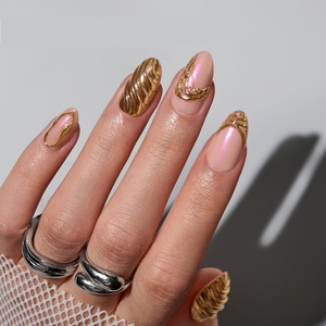 BTARTBOX Faux Ongles en Gel Souple à Presser en Gros, Courts Amande, Luxe 3D Doré, à Coller avec Colle - Product Image 2