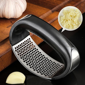 Garlic Press Ring 430 Stainless Steel Manual Garlic Crusher Kitchen <b>Tool</b> Black With No Logo - Product Image 3