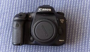 Appareil photo numérique d'occasion de haute qualité pour <span class=keywords><strong>Canon</strong></span> <span class=keywords><strong>7D</strong></span> Mark II, compatible avec capteur CMOS et options carte SD - Product Image 2