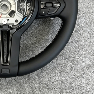 Volante in Pelle Migliorato per <span class=keywords><strong>BMW</strong></span> E90 <span class=keywords><strong>E87</strong></span> E83 E92 E84 E71 <span class=keywords><strong>F20</strong></span> F23 F30 F32 F33 F34 F35 F36 F10 F25 F25 F48 F15 F12 F13 F16 - Product Image 5