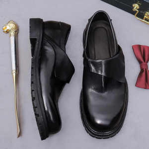 English retro handmade leather <b>boot</b> with genuine cowhide and <b>water</b>-washed leather.brand one-piece slip-on casual shoe for lazy - Product Image 2