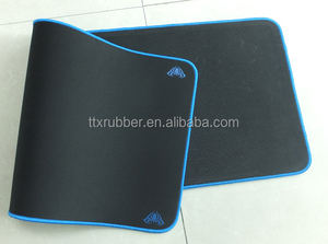 Grand tapis de souris antidérapant pour <span class=keywords><strong>bureau</strong></span> avec clavier et logo personnalisé Ensemble d'<span class=keywords><strong>accessoires</strong></span> pour ordinateur portable en stock - Product Image 2