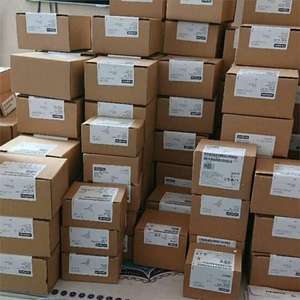 Série en gros P6 TFT 15T 677877 RoHS A5E00326002 <span class=keywords><strong>EB04</strong></span> PLC - Product Image 3