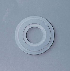 Cincin Komposit Boron Nitrida Tekan Panas dengan Pinggiran Terangkat, Keramik BN-SiC - Product Image 1