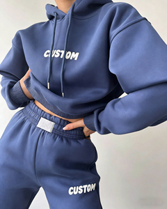 Conjunto de Sudadera y Pantalones Deportivos de <span class=keywords><strong>Dos</strong></span> Piezas para Mujer, con Logotipo Personalizado al por Mayor, Fabricantes de Ropa, Impresión Puff Personalizada, Conjunto de Sudadera Corta para Mujer - Product Image 2