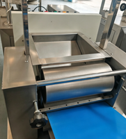 Ligne de production de machines à biscuits entièrement automatiques à capacité personnalisable, motifs personnalisables, biscuits à base de farine