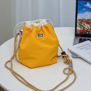 Bolsa impermeable de nailon con cordón, bandolera para cámara, bolsa de almacenamiento de color sólido, anticolisión, para viaje, para mujer - Product Image 5