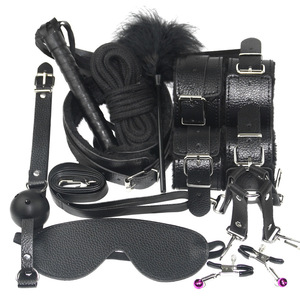 ชุดอุปกรณ์บอนด์เดจ 10 ชิ้น หนังสีดำ ชุด BDSM พร้อมผ้าปิดตา เชือก และอุปกรณ์รัด สำหรับการเล่นสำหรับผู้ใหญ่ - Product Image 1