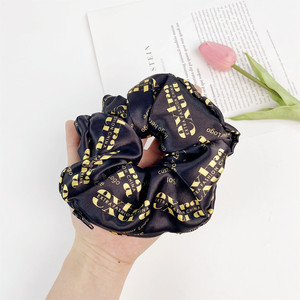 Tùy Chỉnh Dây Kéo Satin Tóc Scrunchy Tóc Phụ Kiện Bí Mật Túi Ẩn Đàn Hồi Nhung Scrunchies Với Dây Kéo - Product Image 3