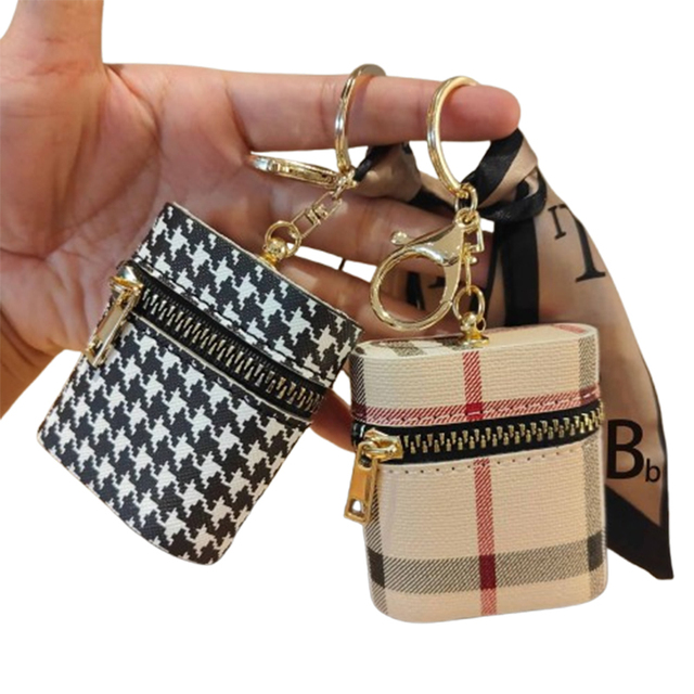 Wholesale Fashion Headset Earphone Pvc Faux Storage Leather Bag Keychain Luxury case Pouch Lipstick Holder Keychain for Women
