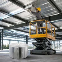 Isolation en bulles d'aluminium écologique moderne avec R4.0 pour la réflexion thermique des toits d'entrepôts logistiques en acier